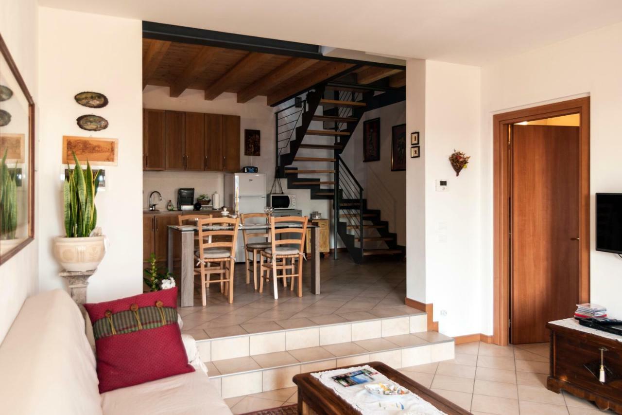 Casa Del Sole Apartment Gavardo Bagian luar foto